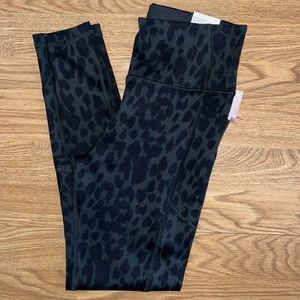 Victoria’s Secret high rise 7/8 legging